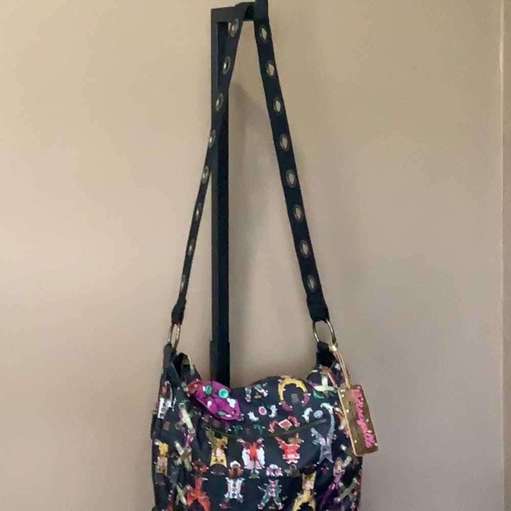 EUC Betsey Johnson Betseyville over the shoulder tote - Picture 2 of 12